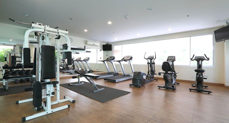 For rent 4 bedrooms condo in Khlong Toei, Bangkok