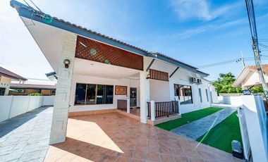 Haus zum Kauf mit 5 Zimmer in East Pattaya, Pattaya