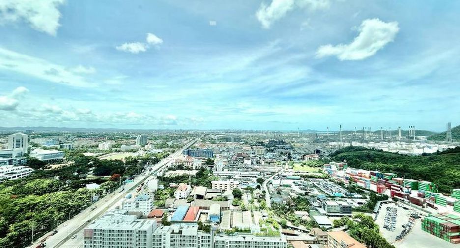 For sale 1 bed condo in Si Racha, Chonburi