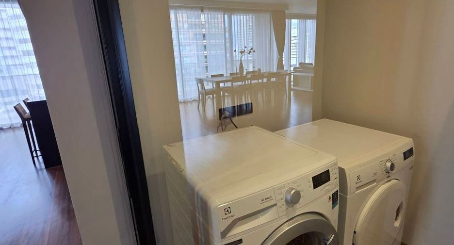 For rent 4 ベッドルーム apartment in Khlong Toei, Bangkok
