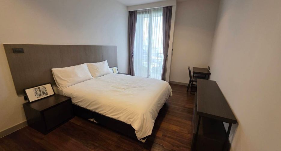 For rent 4 ベッドルーム apartment in Khlong Toei, Bangkok