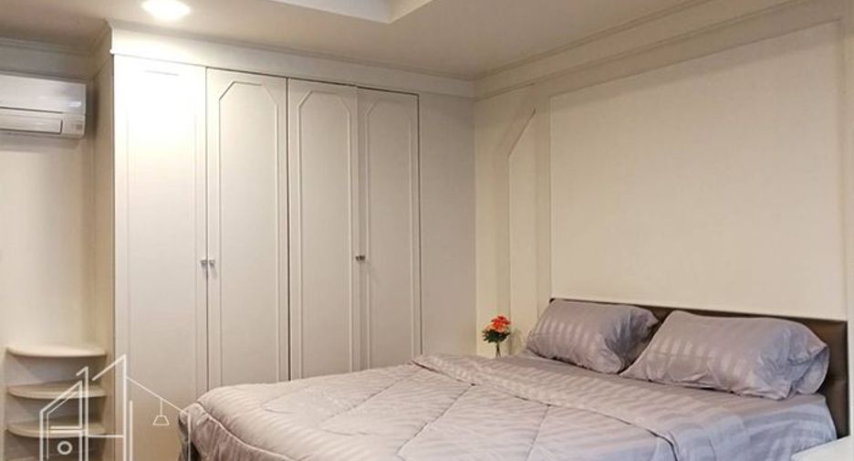 For rent 2 bedrooms apartment in Khlong Toei, Bangkok