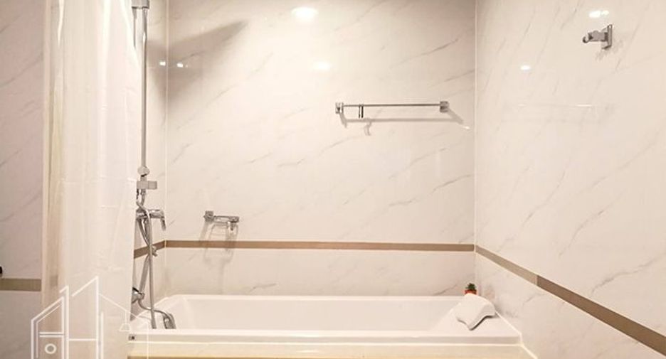 For rent 2 bedrooms apartment in Khlong Toei, Bangkok