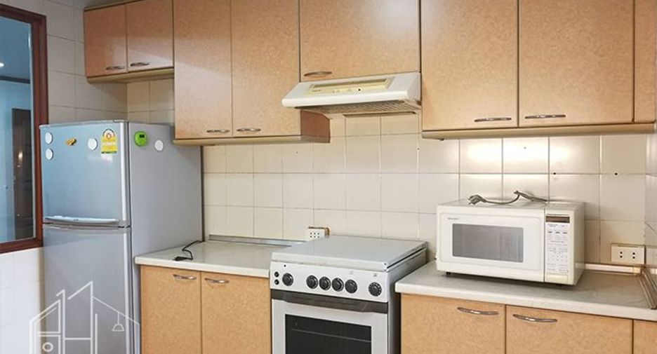 Аренда 3 спальни кондо в Кхлонг Тоеи, Бангкок
