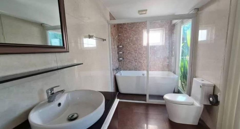 Haus zur Miete und zum Kauf mit 4 Zimmer in East Pattaya, Pattaya