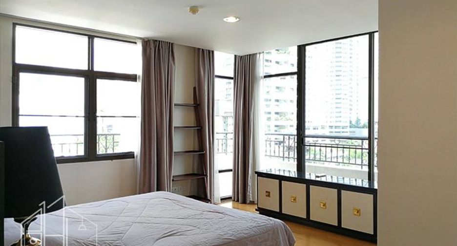For rent and for sale 3 bedrooms condo in Khlong Toei, Bangkok
