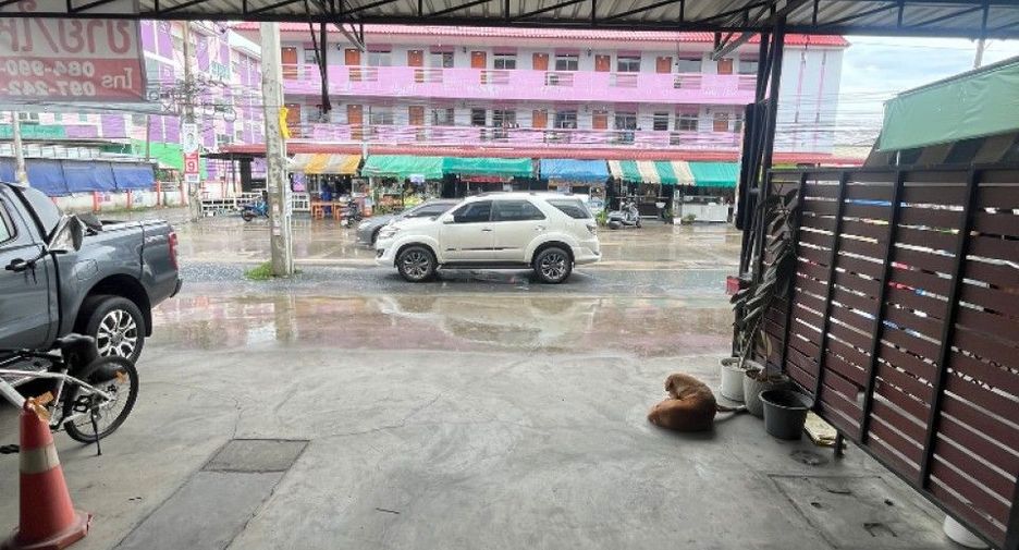 Gewerbefläche zum Kauf mit 3 Zimmer in Bang Phli, Samut Prakan