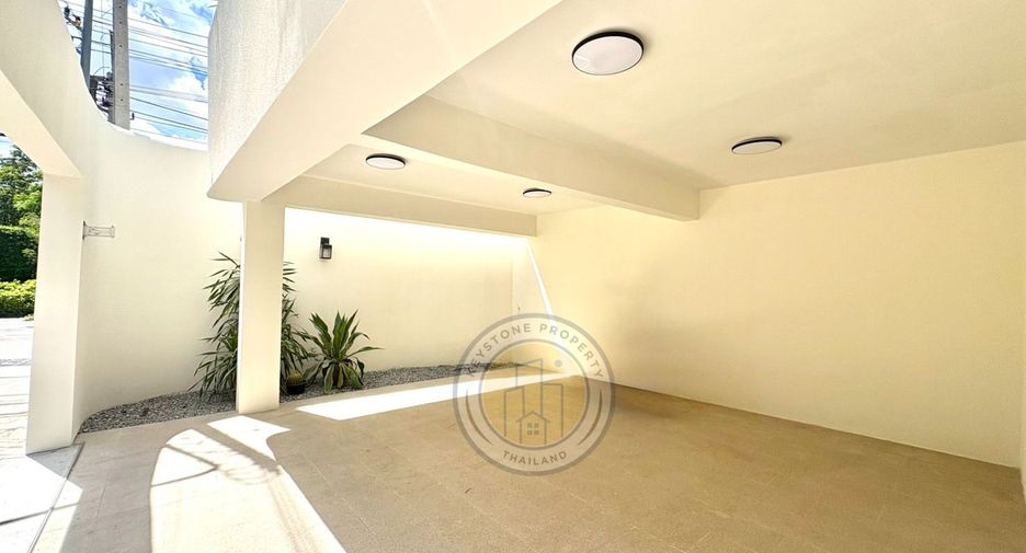 For sale 4 ベッドルーム villa in Jomtien, Pattaya