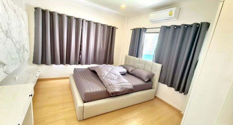 Haus zur Miete und zum Kauf mit 3 Zimmer in Si Racha, Chonburi