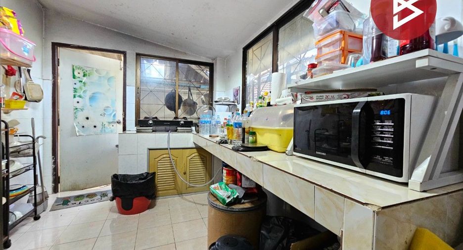 For sale 4 bedrooms house in Mueang Chon Buri, Chonburi