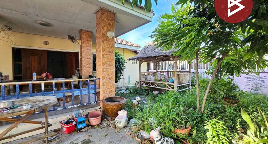 For sale 4 bedrooms house in Mueang Chon Buri, Chonburi