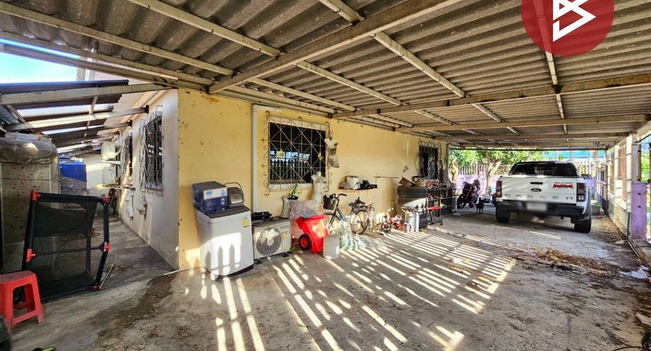 For sale 4 bedrooms house in Mueang Chon Buri, Chonburi