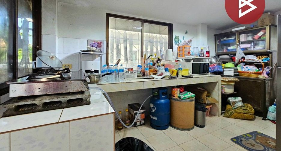 For sale 4 bedrooms house in Mueang Chon Buri, Chonburi