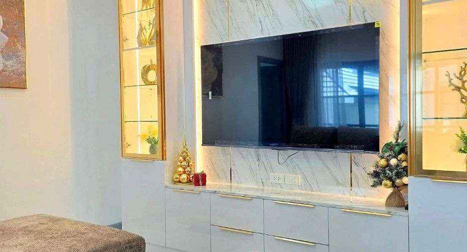 À vendre 5 chambres maison à East Pattaya, Pattaya