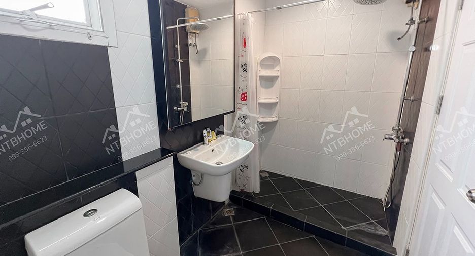 À vendre 4 chambres maison de ville à Mueang Nonthaburi, Nonthaburi