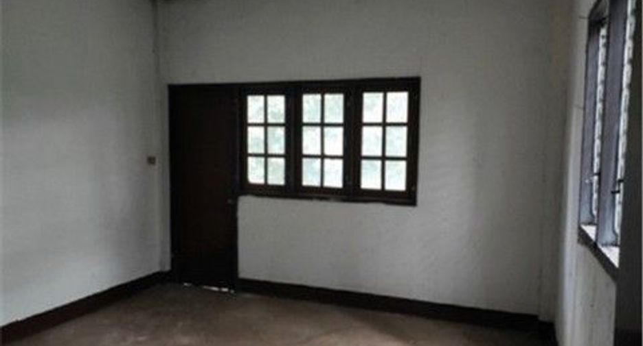 Reihenhaus zum Kauf mit 1 Zimmer in Nong Han, Udon Thani