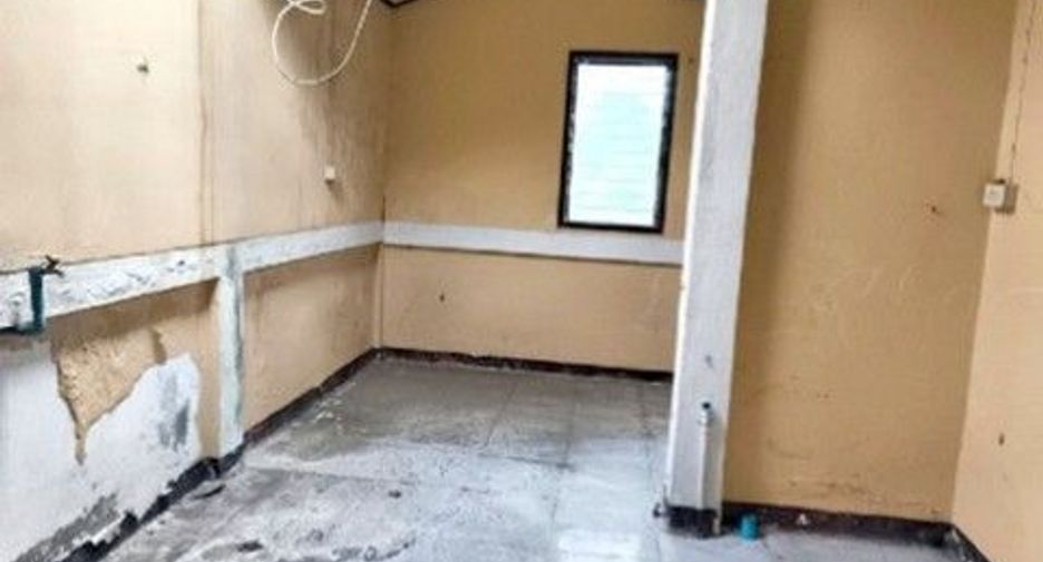 Reihenhaus zum Kauf mit 1 Zimmer in Nong Han, Udon Thani