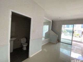 出售 1 卧室 联排别墅 在 Nong Han, Udon Thani
