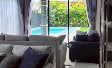 Villa zur Miete und zum Kauf mit 4 Zimmer in East Pattaya, Pattaya