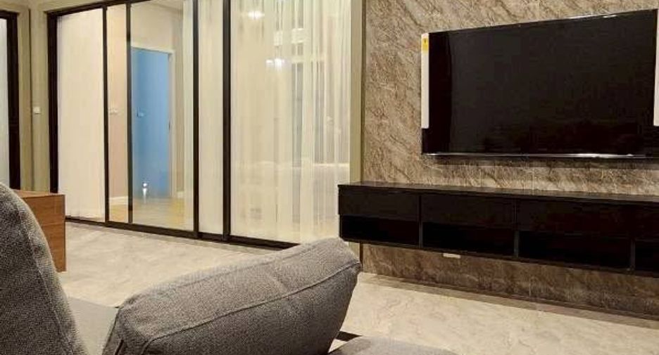 Villa en alquiler y en venta de 4 habitaciones en East Pattaya, Pattaya