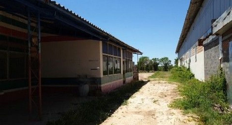 Lagerhaus zum Kauf mit 1 Zimmer in Mueang Amnat Charoen, Amnat Charoen