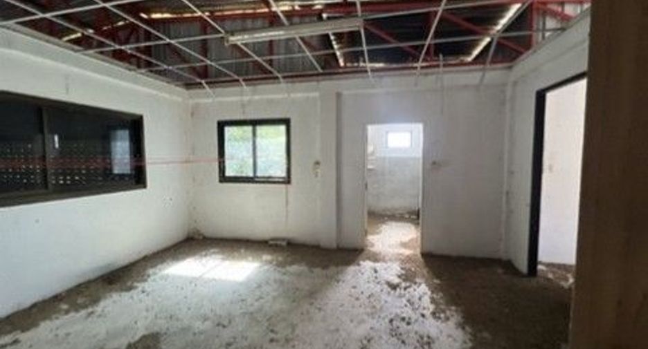 Lagerhaus zum Kauf mit 1 Zimmer in Mueang Amnat Charoen, Amnat Charoen