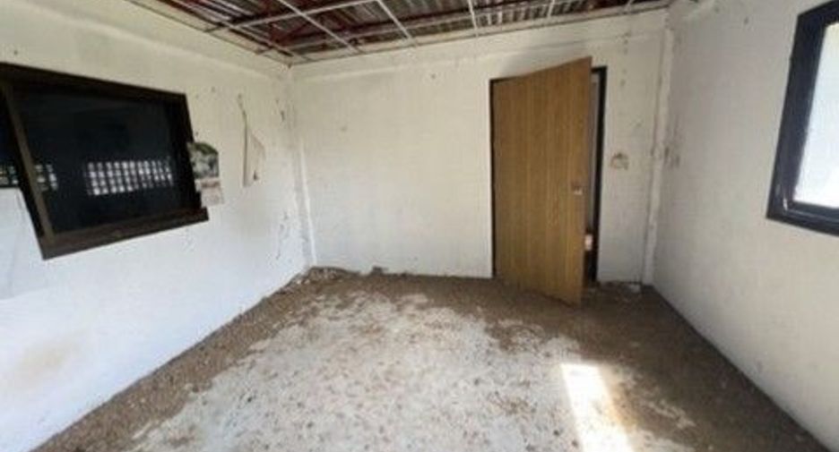 Lagerhaus zum Kauf mit 1 Zimmer in Mueang Amnat Charoen, Amnat Charoen