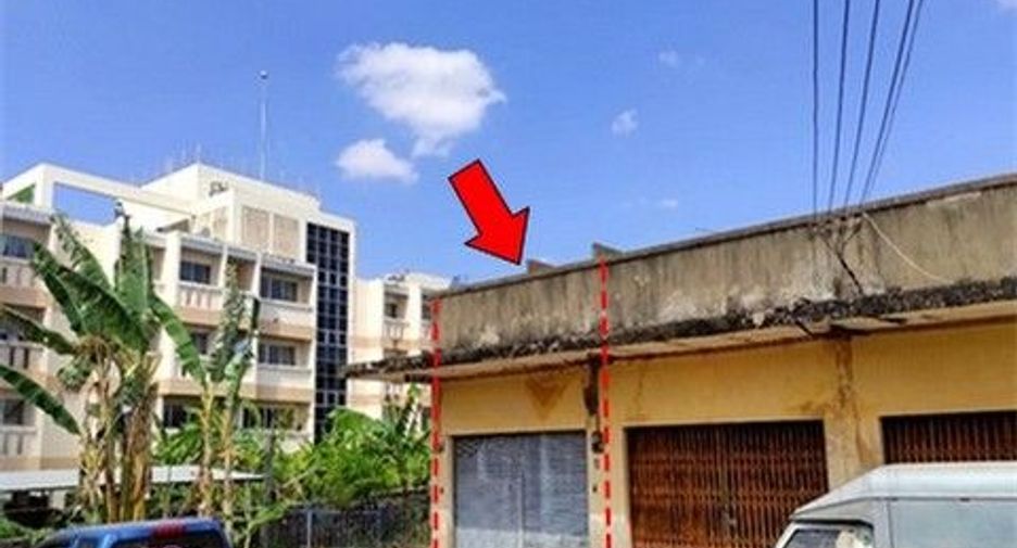 Gewerbefläche zum Kauf mit 1 Zimmer in Mueang Amnat Charoen, Amnat Charoen