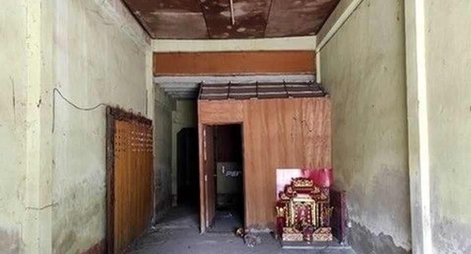 Gewerbefläche zum Kauf mit 1 Zimmer in Mueang Amnat Charoen, Amnat Charoen