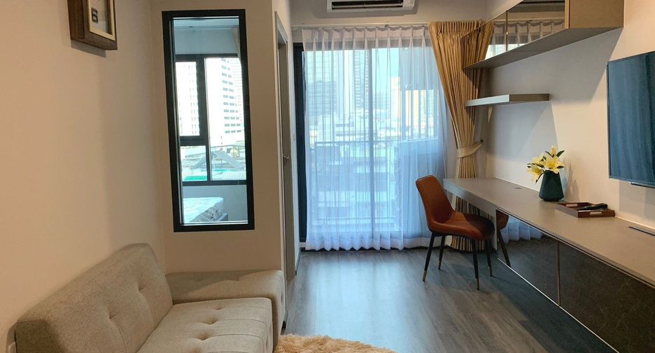 Wohnung zur Miete mit 1 Zimmer in Bang Rak, Bangkok