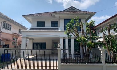 出售 3 卧室 独立屋 在 Lat Krabang, 曼谷