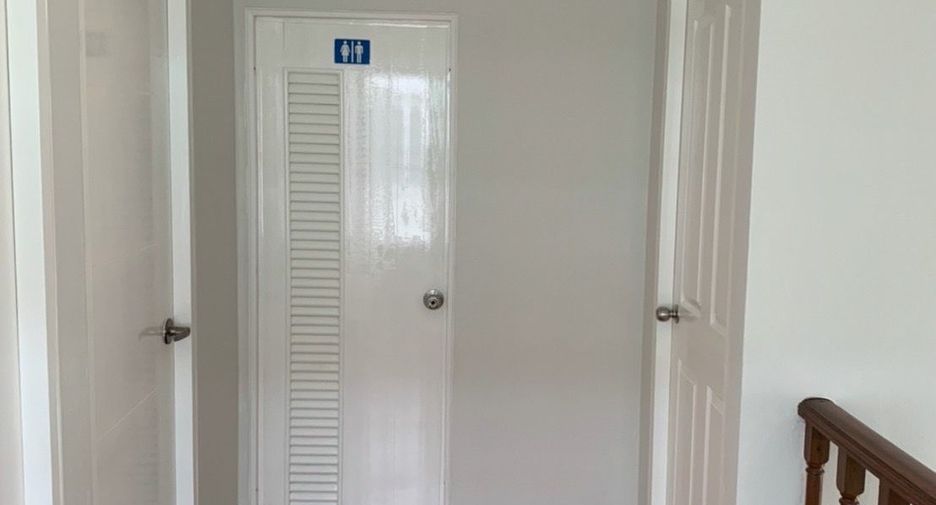 出售 3 卧室 独立屋 在 Lat Krabang, 曼谷