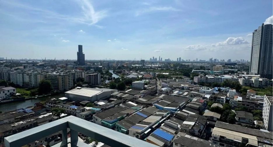 Condo en alquiler de 1 habitaciones en Khlong Toei, Bangkok