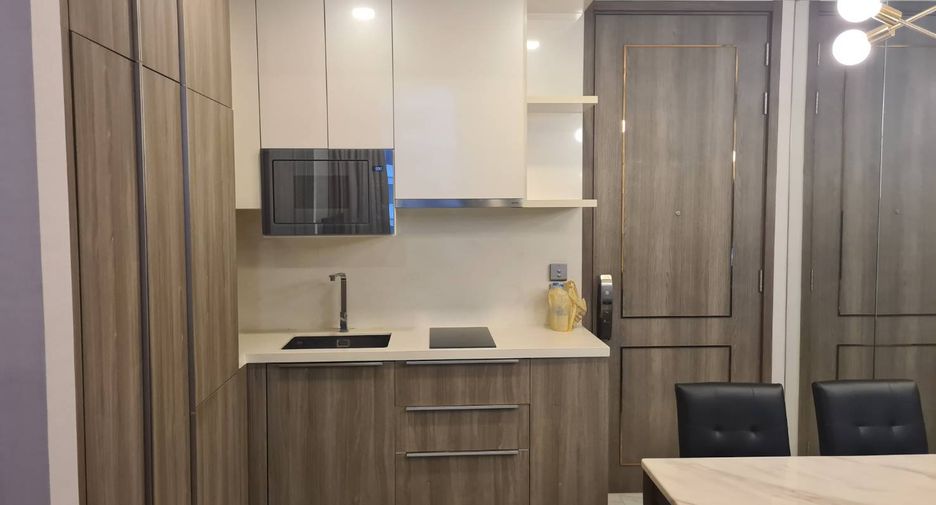 Wohnung zur Miete mit 1 Zimmer in Khlong Toei, Bangkok