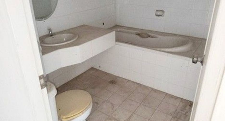 For sale 1 bed condo in Mueang Nong Khai, Nong Khai
