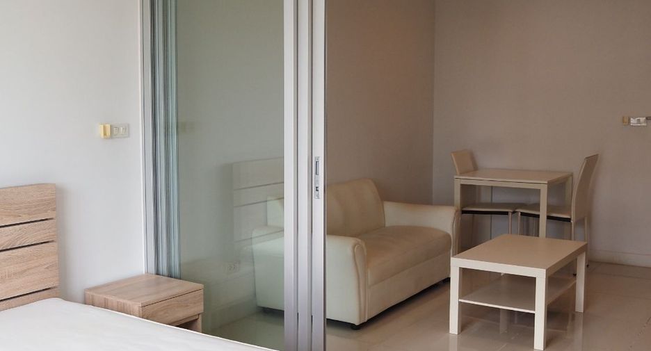 For rent 1 bed condo in Phra Khanong, Bangkok