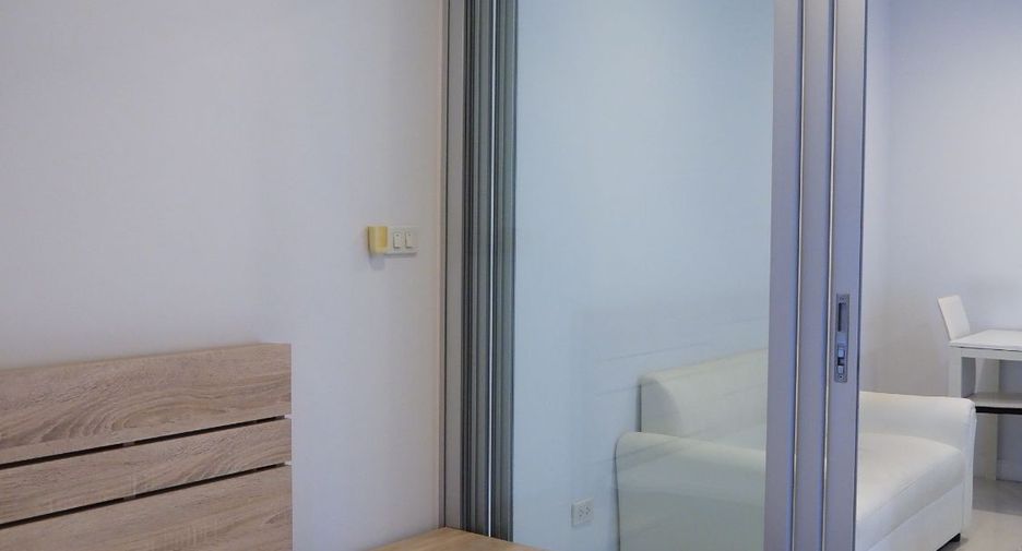 For rent 1 bed condo in Phra Khanong, Bangkok