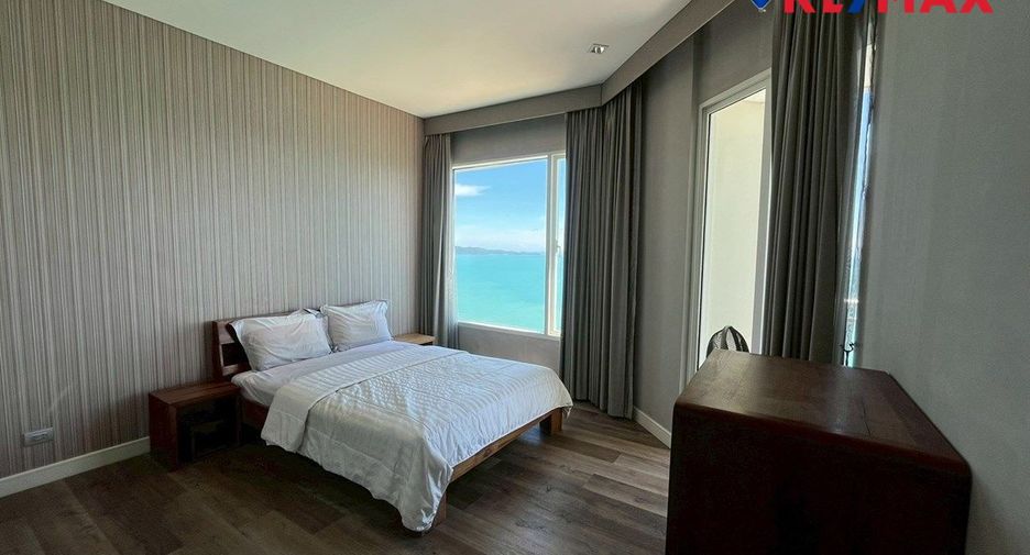 For rent 3 bedrooms condo in Jomtien, Pattaya