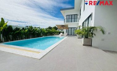 For sale 4 ベッドルーム house in East Pattaya, Pattaya