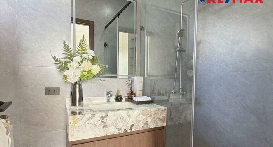 Casa en venta de 4 habitaciones en East Pattaya, Pattaya