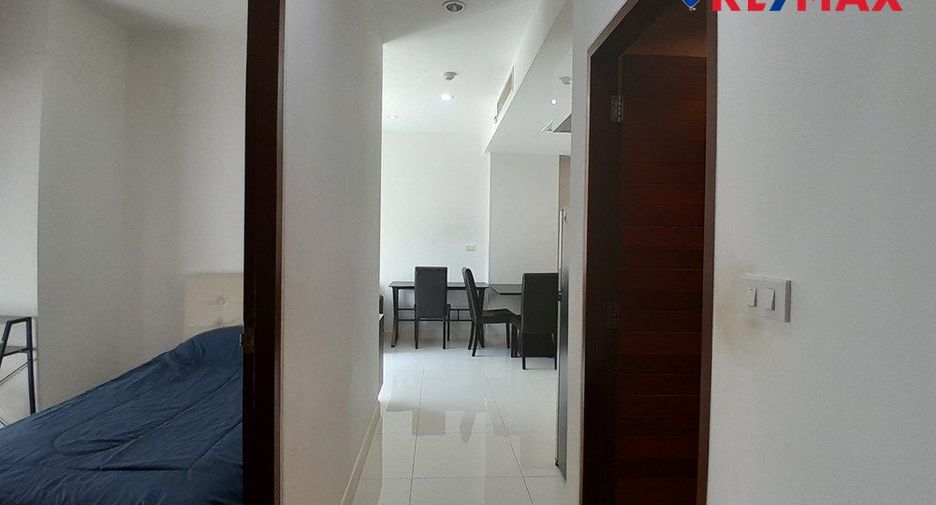 Condo en alquiler de 2 habitaciones en Pratumnak, Pattaya