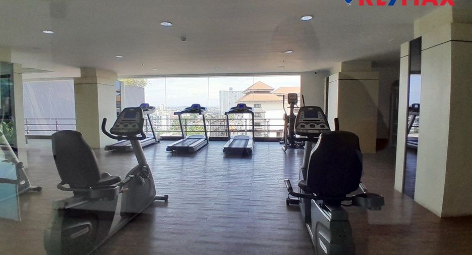 Condo en alquiler de 2 habitaciones en Pratumnak, Pattaya