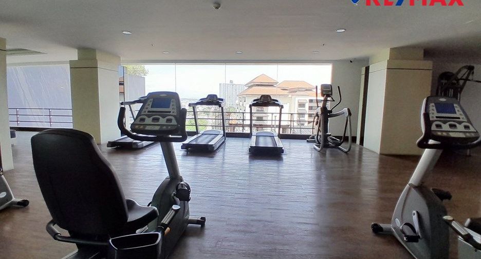 Condo en alquiler de 2 habitaciones en Pratumnak, Pattaya