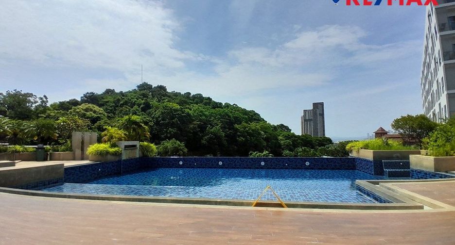 Condo en alquiler de 2 habitaciones en Pratumnak, Pattaya