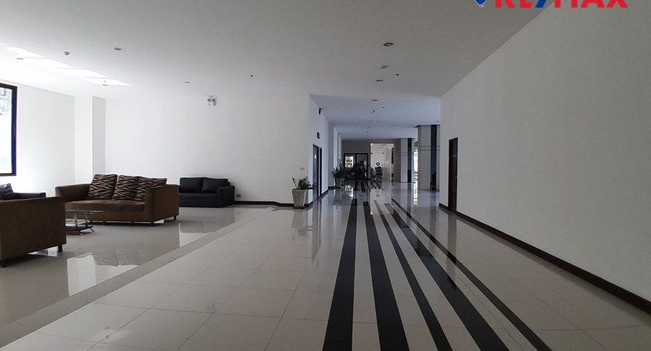 Condo en alquiler de 2 habitaciones en Pratumnak, Pattaya