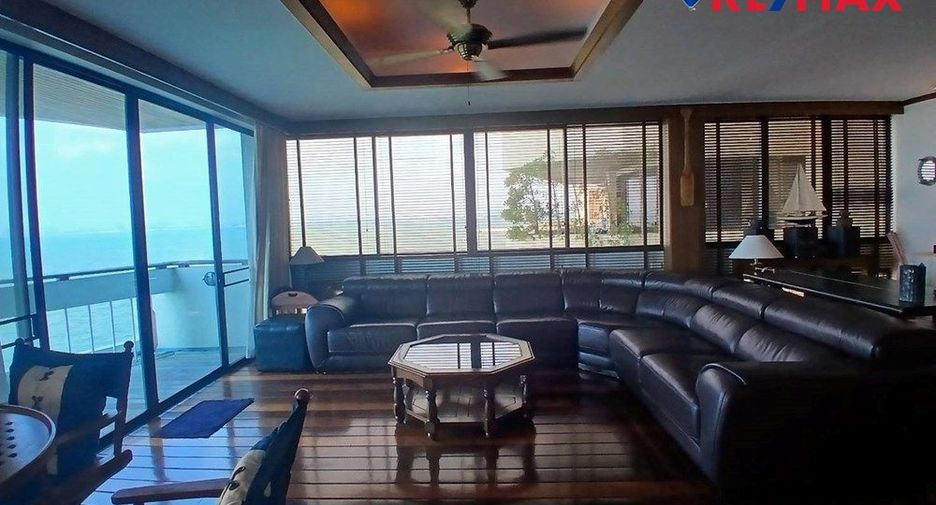 For sale 2 bedrooms condo in North Pattaya, Pattaya