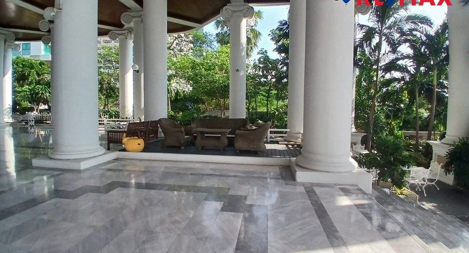 For sale 2 bedrooms condo in North Pattaya, Pattaya