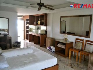 For sale 1 bed condo in Na Jomtien, Pattaya