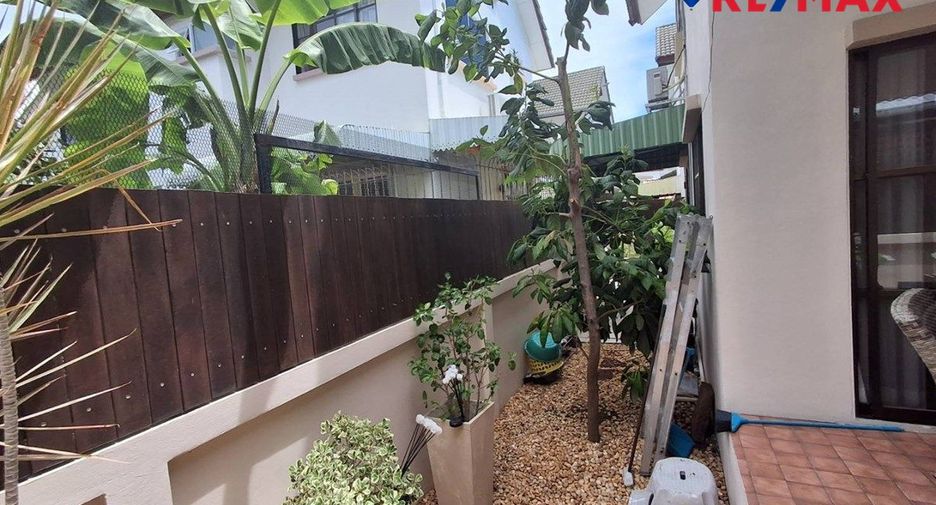 For sale 2 ベッドルーム house in East Pattaya, Pattaya