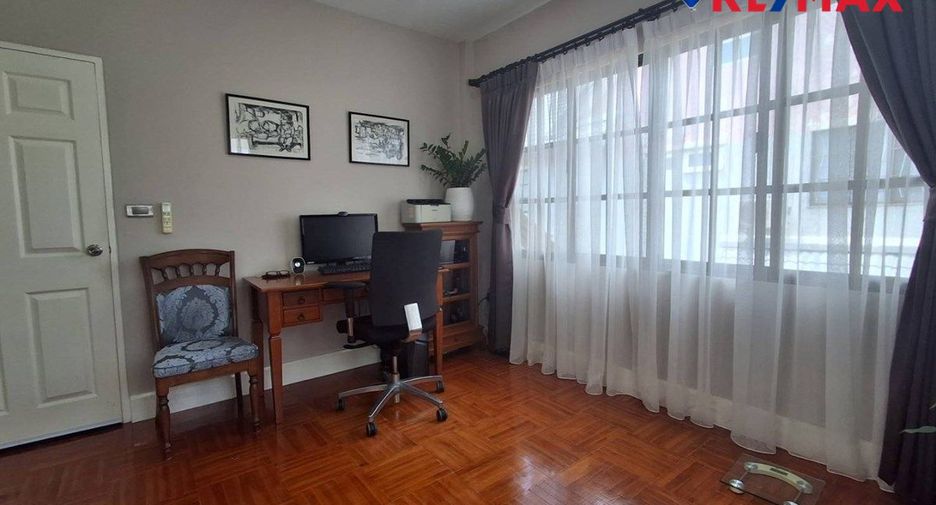 For sale 2 ベッドルーム house in East Pattaya, Pattaya